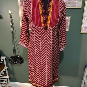 NWT Isvarah Silk Red and Orange Three Quarter Sleeve Dress Size S